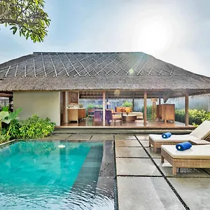 https://mayaloka-villas-seminyak-bali.ubudhotelsnow.com