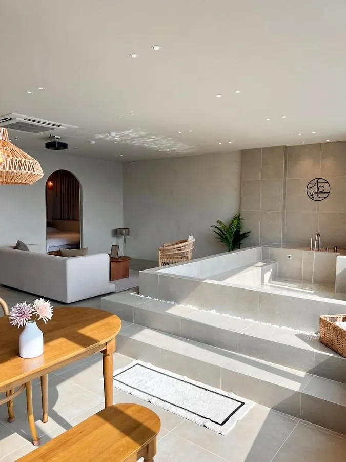 Poolvilla Gaon Busan Villa