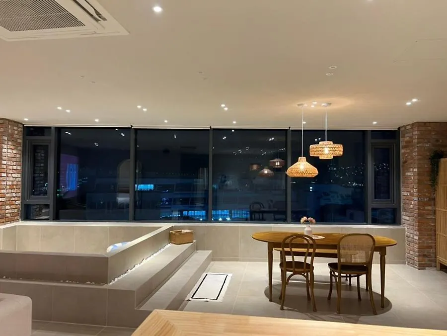 Poolvilla Gaon Busan